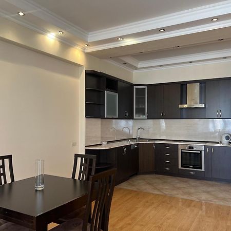 Sweet Home Apart-Hotel Erivan Exterior foto